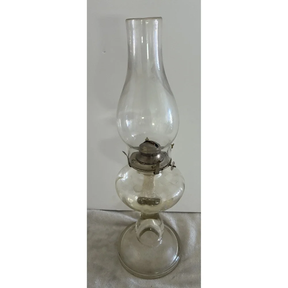 Vintage Kaadan Ltd. Glass Oil Lamp Hurricane Kerosene 18
